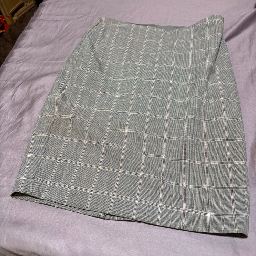 Express Editor Classic Gray Plaid Women's Skirt Size 4